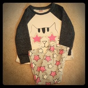 Peekaboo Cat Outfit